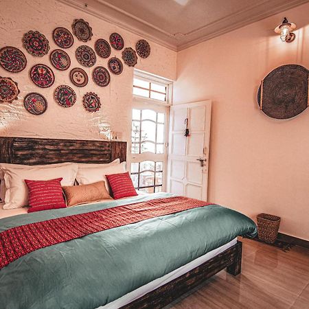 Parvatah Villa Bīr Екстериор снимка