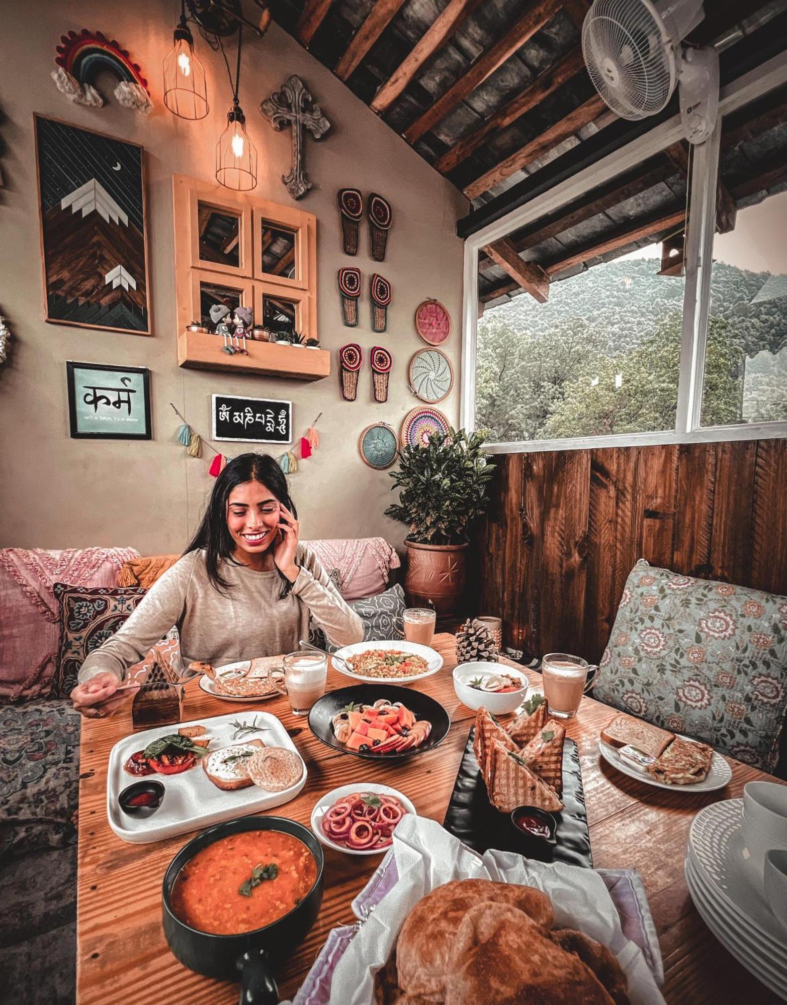 Parvatah Villa Bīr Екстериор снимка