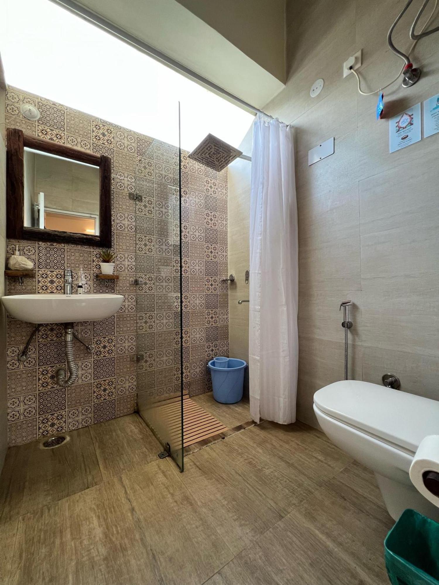 Parvatah Villa Bīr Екстериор снимка