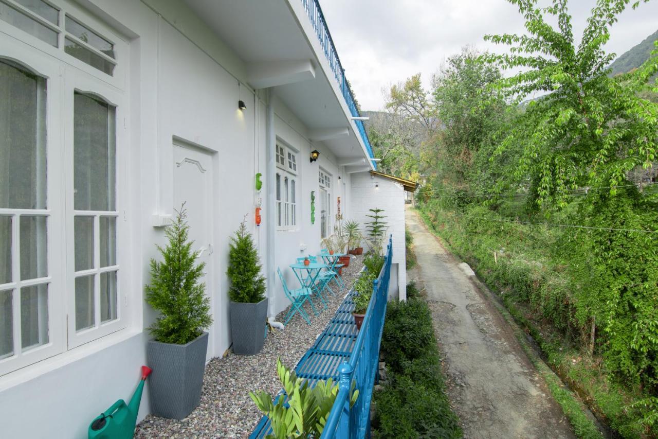 Parvatah Villa Bīr Екстериор снимка